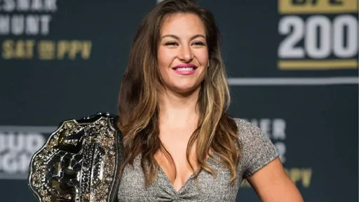 Поединок Миши Тейт и Кэтлин Виейры возглавит турнир UFC Fight Night, запланированный на 20 ноября
