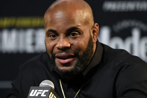 Кормье призвал UFC организовать поединок Масвидаль – Эдвардс
