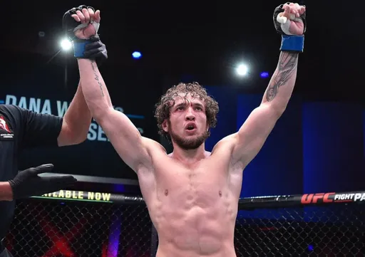 Мелсик Багдасарян подписал контракт с UFC