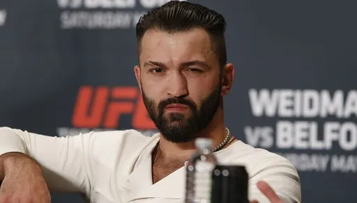 Орловский на коротком уведомлении победил Коллье в со-главном бою UFC Vegas 53