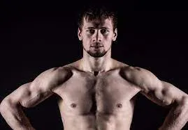 Владимир Токов одержал уверенную победу над Даниэле Скатиззи на Bellator 275