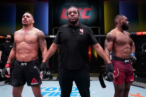 Бой-реванш Андерса и Стюарта состоится в UFC 12 июня
