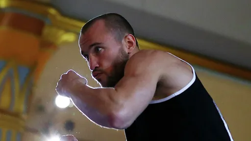 Александр Беспутин завоевал титул WBC Peace в полусреднем весе
