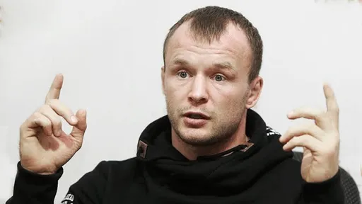 Стал известен соперник Шлеменко на майском турнире AMC Fight Nights