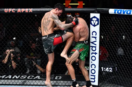 Ночь безумных нокаутов в Лас-Вегасе. Обзор турнира UFC Fight Night 197