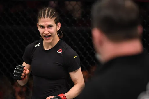 Модаффери встретится с Тайлой Сантос на UFC 266
