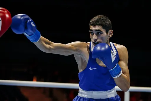 Батыргазиев стал чемпионом Европы по версии WBO, одержав победу над Суатом