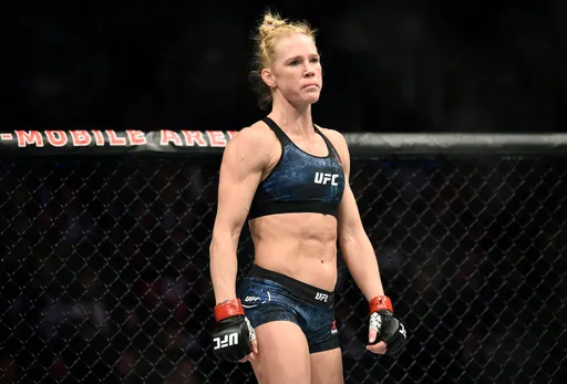 Где смотреть турнир UFC Vegas 55: Холм – Виейра