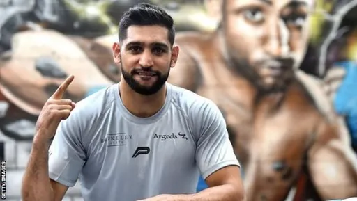 Экс-чемпион WBA и IBF в первом полусреднем весе Амир Хан завершил карьеру боксера