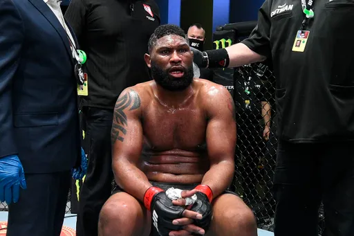 Блэйдс: в UFC сливают новости журналистам до того, как бойцы соглашаются на бои