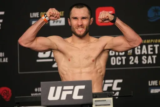 Казахстанский боец UFC Сергей Морозов принял ислам