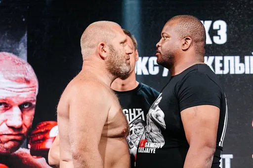 Сергей Харитонов победил Осборна Мачимана на М-1 Fight