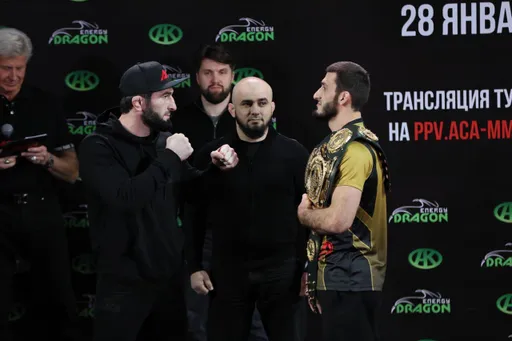 Взвешивание ACA 135: Гасанов против Джанаева. Участники чемпионского боя уложились в вес
