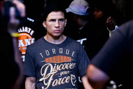 Экс-претендент на чемпионский титул UFC Джозеф Бенавидес завершил профессиональную карьеру