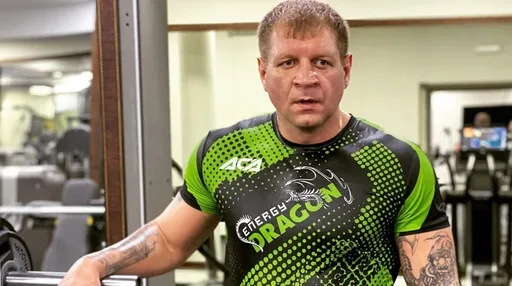 Александр Емельяненко – о боях на голых кулаках: очень травмоопасный вид спорта