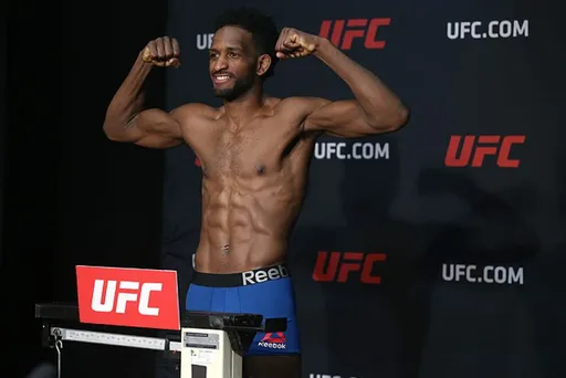 Бой Мэгни − Нил состоится на UFC on ESPN 24