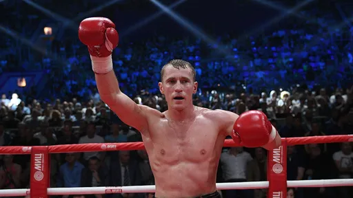 Бывший чемпион мира по боксу Трояновский проиграл Оганисяну