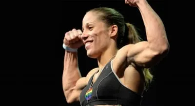 Источник: чемпионский поединок Веласкес – Кармуш возглавит Bellator 278