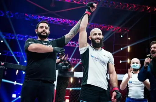 Экс-чемпион Brave CF Абдурагимов проведет поединок с Рузибоевым 1 августа