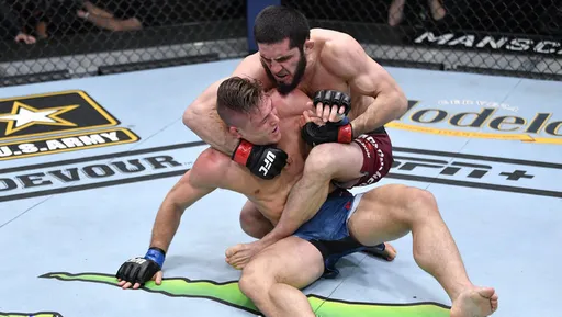 Ислам Махачев поднялся на десятое место в рейтинге UFC