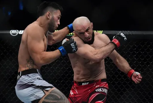 Российский боец Омари Ахмедов уволен из UFC