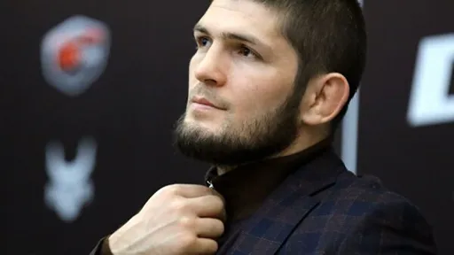 Бывший соперник Емельяненко призвал UFC лишить Хабиба чемпионского пояса