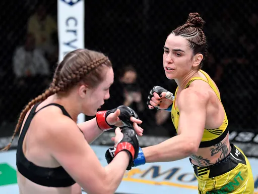 Дюмонт победила Лэдд решением судей на UFC Fight Night 195