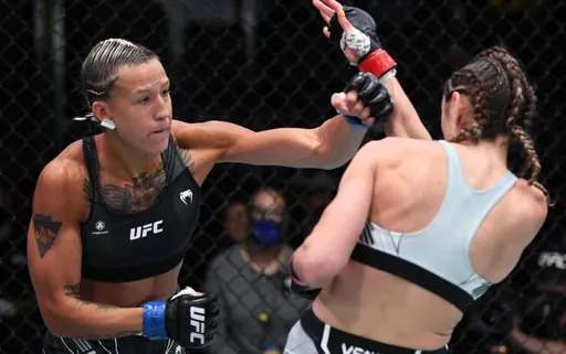 Стали известны обладатели бонусов на UFC Fight Night 194