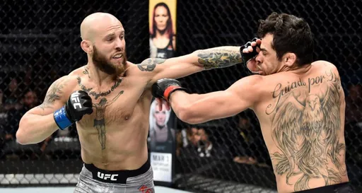 Бой Брайан Келлехер – Сайдиокуб Кахрамонов состоится 15 января на UFC