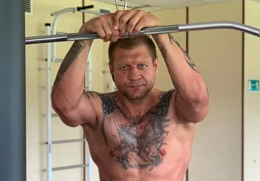 Александр Емельяненко: есть ещё порох, повоюем