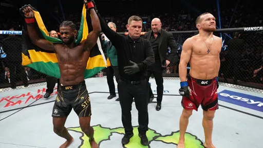Боец Bellator Алексеева: Ян выиграл три раунда, но судьи решили по-своему
