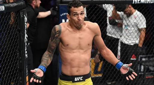 Оливейра назвал победителя боя Макгрегор – Порье на UFC 264