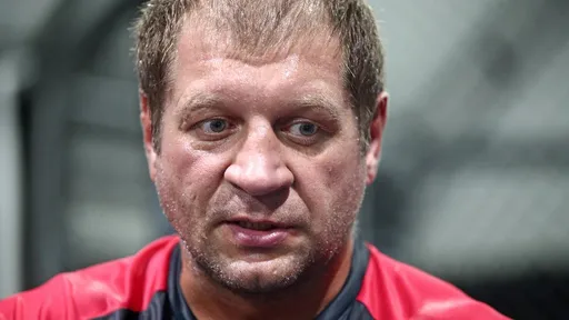 Александр Емельяненко считает, что Усик победит Джошуа