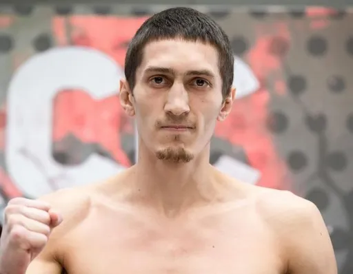 Заур Абдуллаев победил Деяна Златичанина и завоевал титул WBC Silver