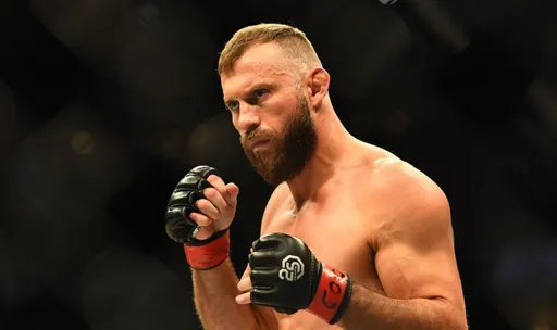 В UFC подтвердили поединок Серроне и Мороно