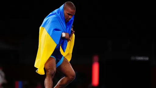 Олимпийский чемпион по греко-римской борьбе Беленюк рассказал, как судейство повлияло на финальную схватку