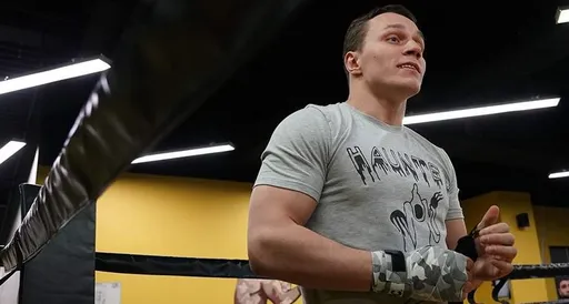Артем Тарасов отреагировал на слова Александра Емельяненко о боях с ним, Джиганом и Минеевым