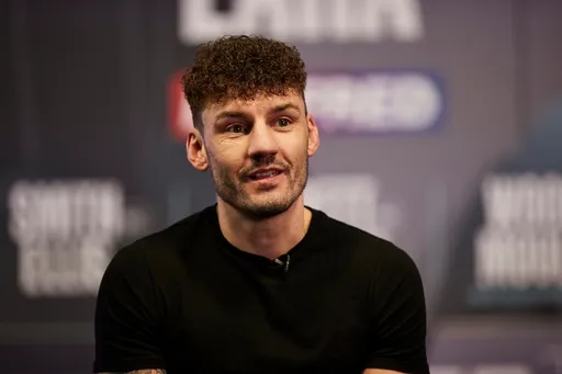 Ли Вуд нокаутировал Майкла Конлана и защитил титул WBA
