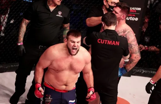 Бой Кирилл Сидельников – Гокхан Сарикам состоится 25 февраля на Bellator 275