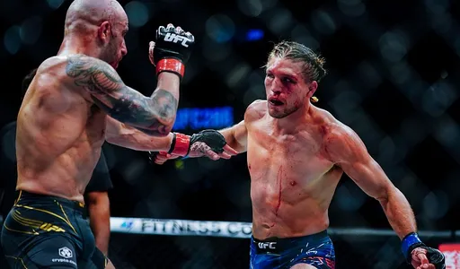 Сехудо назвал бой, который считает лучшим в истории MMA