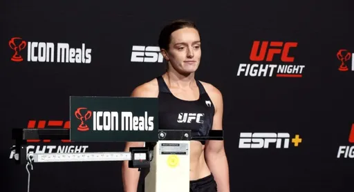 Бой Аспен Лэдд – Мэйси Чиассон на UFC Fight Night 193 отменен