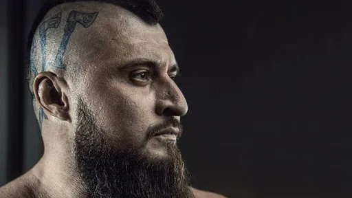 Суд вынес приговор заступившемуся за девушек бойцу MMA Максу Топору