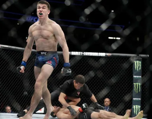 Бой Александр Эрнандес – Леонардо Сантос состоится 2 октября на UFC Fight Night