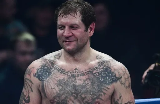 Александр Емельяненко до конца года планирует провести три боя