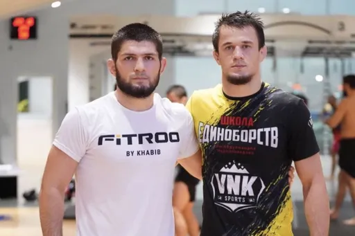 Усман Нурмагомедов намекнул на причину молчания Хабиба в конфликте с Чимаевым