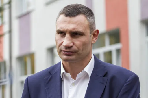 Виталий Кличко продемонстрировал впечатляющую физическую форму в день 50-летнего юбилея