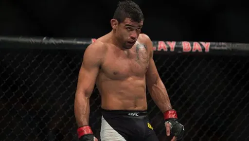 Экс-чемпион UFC Ренан Барао подписал контракт с Eagle FC