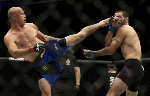 Дональд Серроне встретится с Пэдди Пимблеттом на UFC 272