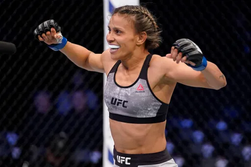 Аманда Лемос встретится с Монтсеррат Руиc 17 июля на турнире UFC Fight Night