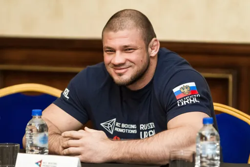 Боец ACA Штырков дал прогноз на бой Нганну – Ган